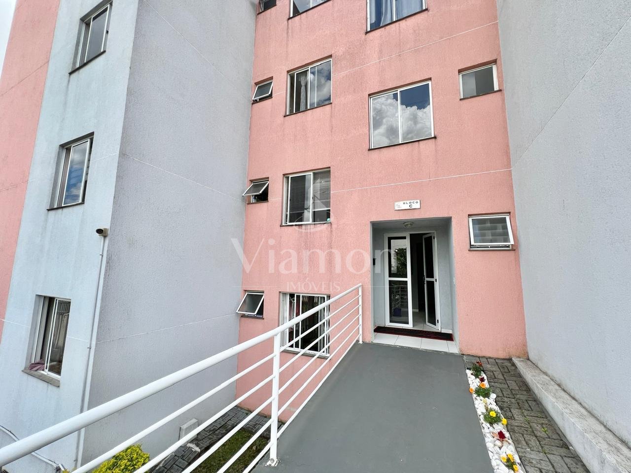 Apartamento 3 Quartos no Capão Raso  Espaço, Conforto e Ótimo ...