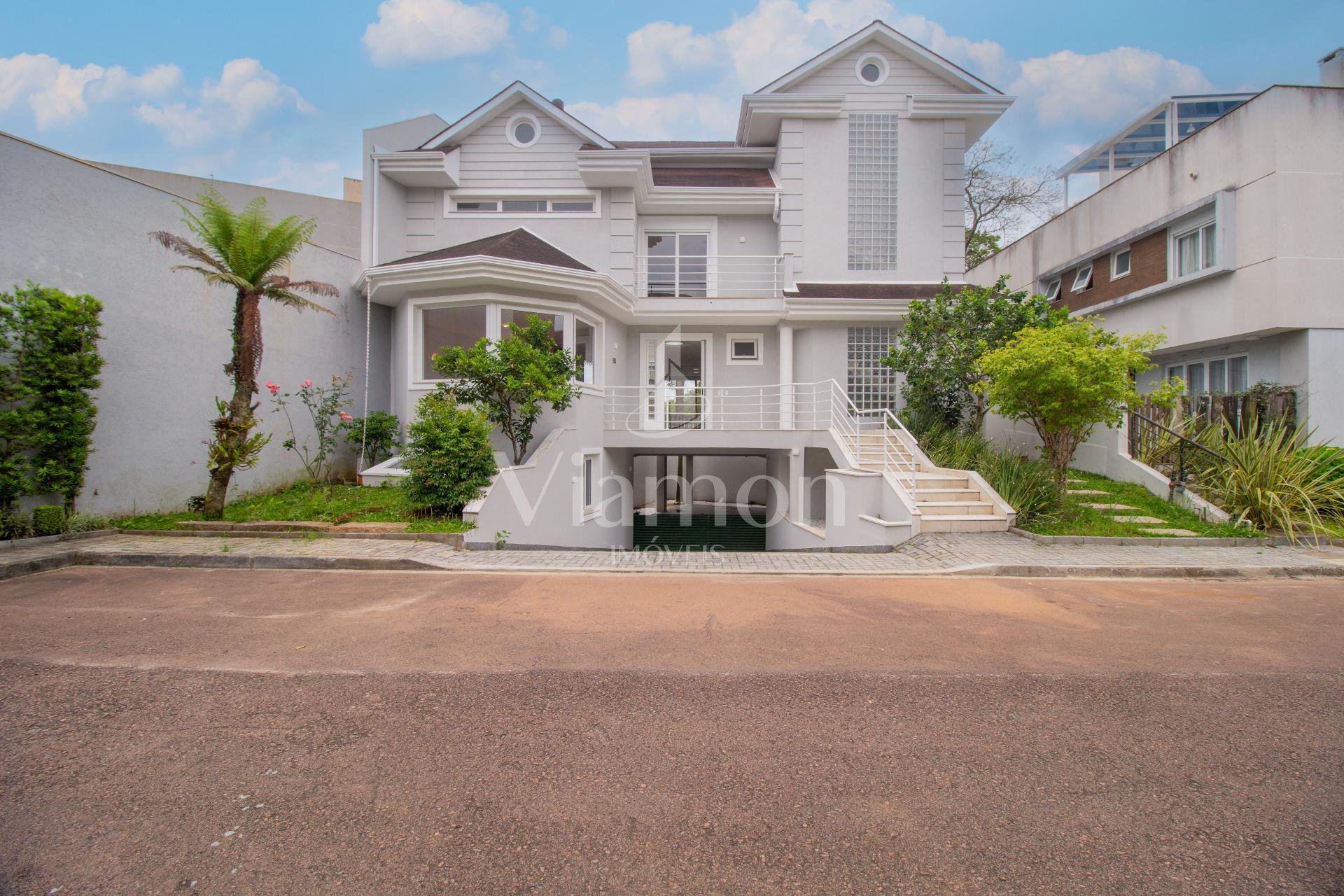 Casa de Alto Padrão com Elevador e Bosque Privativo no Paysage...