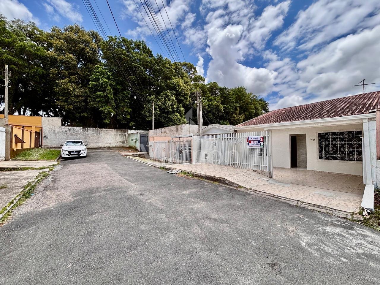 Casa Reformada no Fazendinha  Conforto, Localização Excelente ...