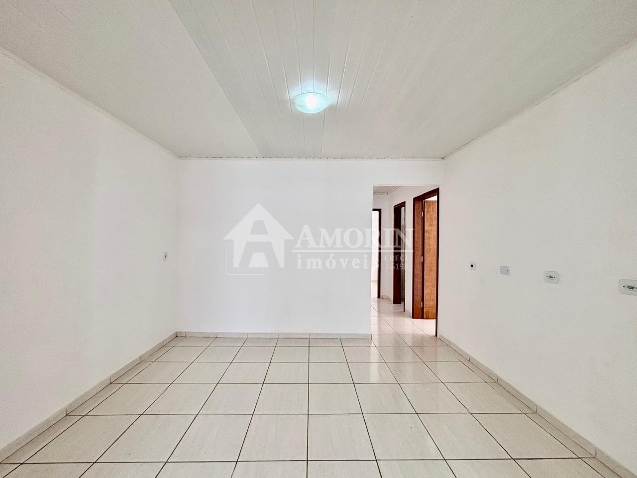 Casa Reformada na Fazendinha  Conforto, Localização Excelente ...