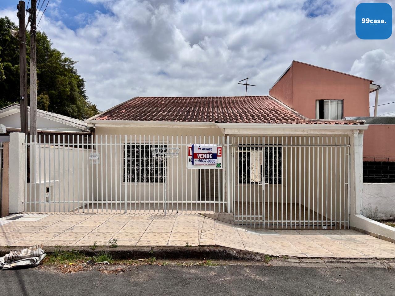 Casa Reformada no Fazendinha  Conforto, Localização Excelente ...