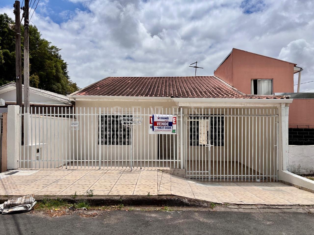 Casa Reformada no Fazendinha  Conforto, Localização Excelente ...