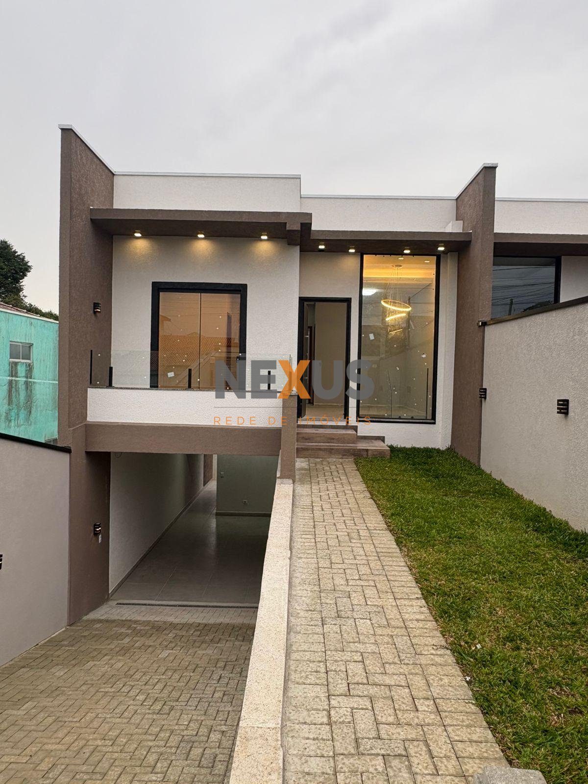 Sobrado Moderno de 120 m com Terreno Amplo nos Fundos São M...