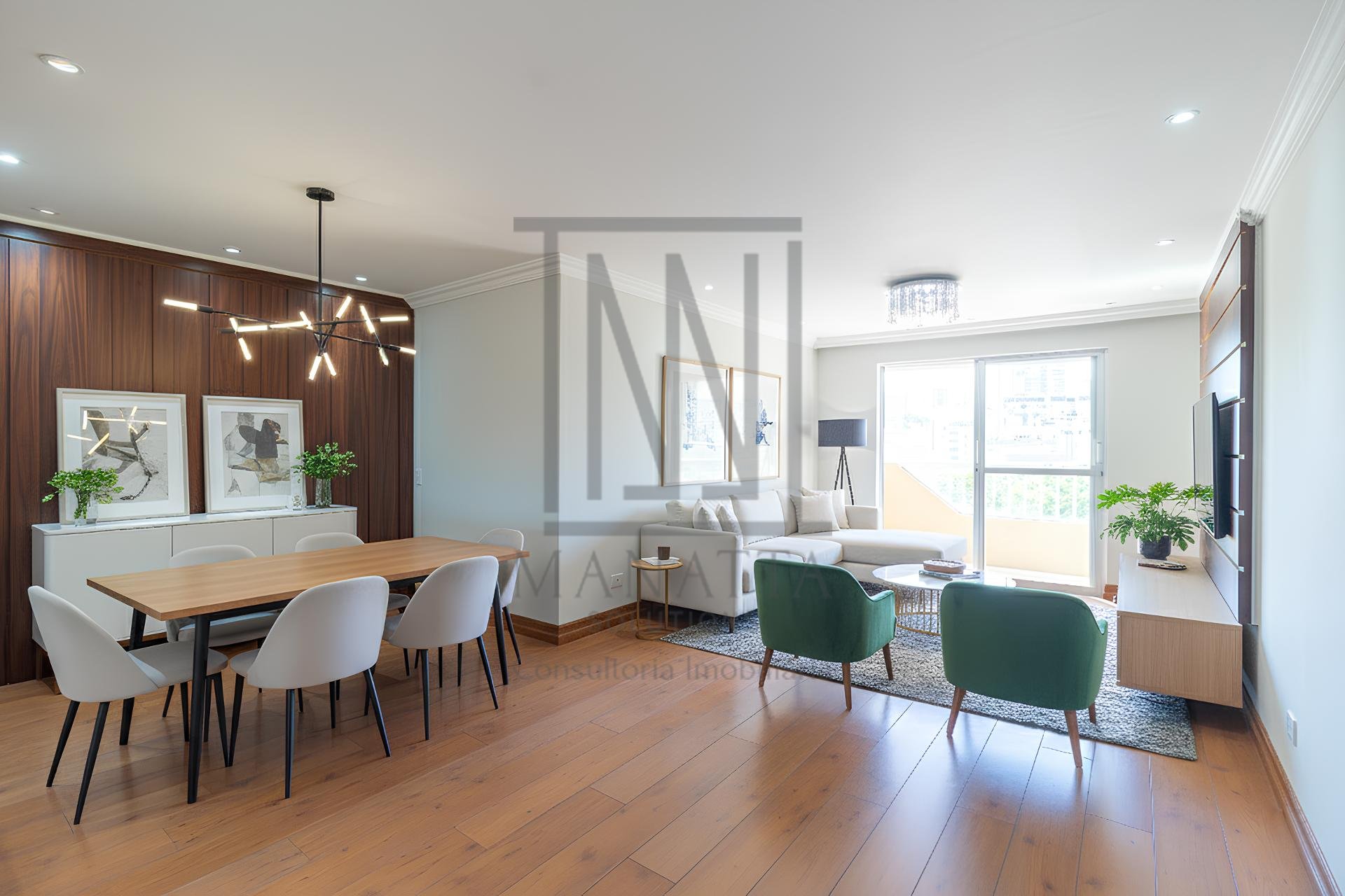 Apartamento de 100 m , ensolarado e desocupado no melhor do Ág...