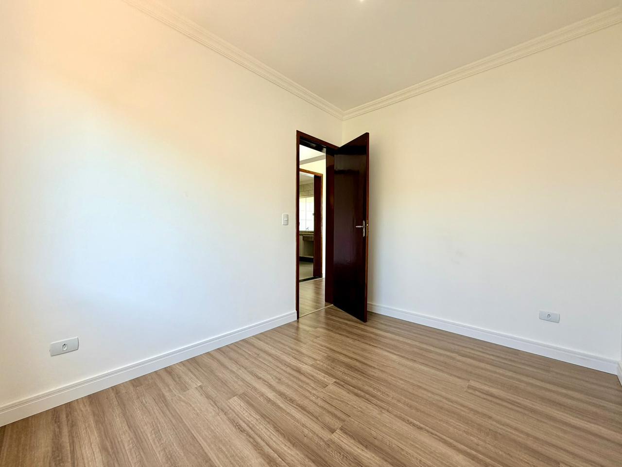 Apartamento Térreo Semi Mobiliado no Rio Pequeno sem Condomínio