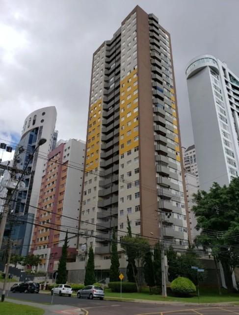 Apartamento à Venda no Bigorrilho | 3 Quartos, Suíte, Andar Alto e Vaga Coberta