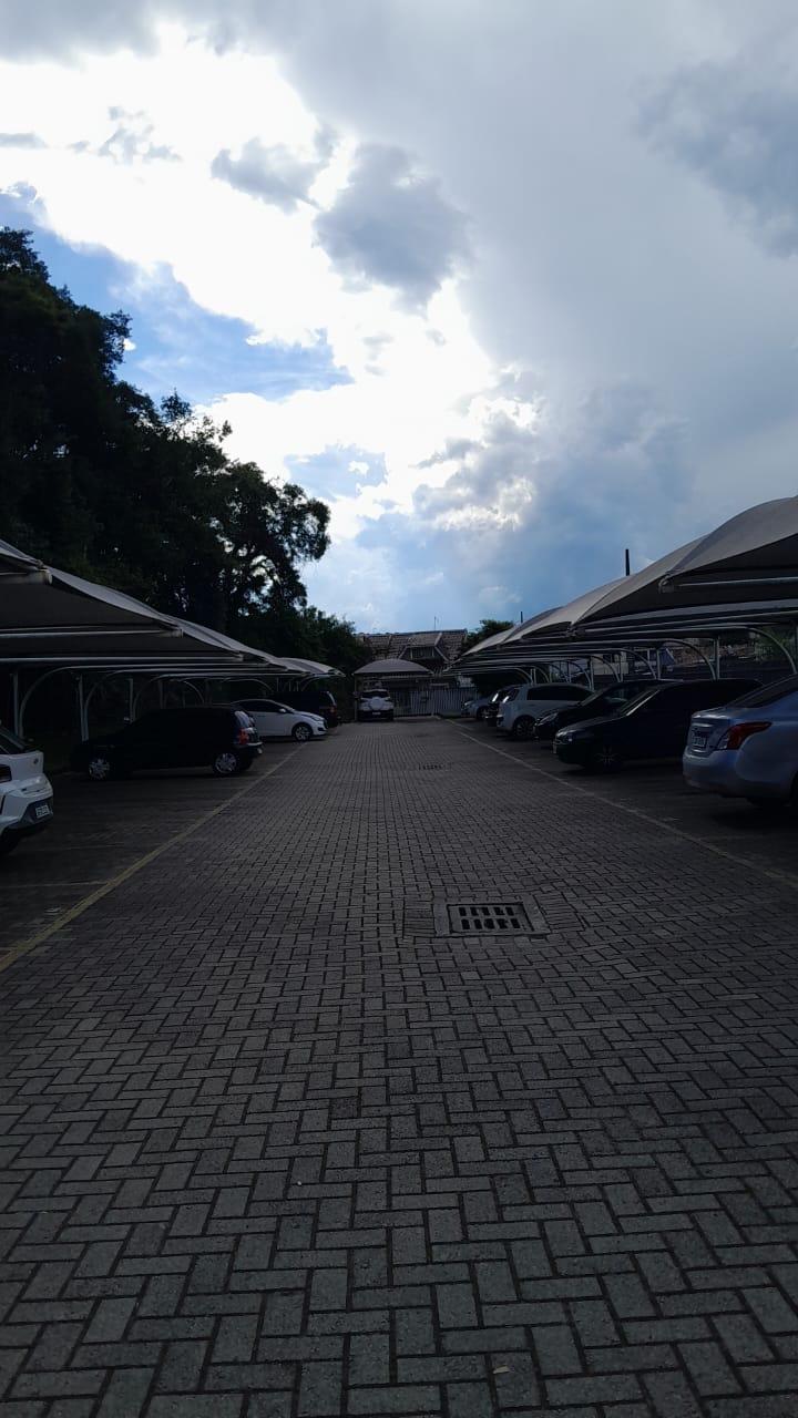 Apartamento com 2 Quartos e Garagem Coberta à Venda no Campo d...