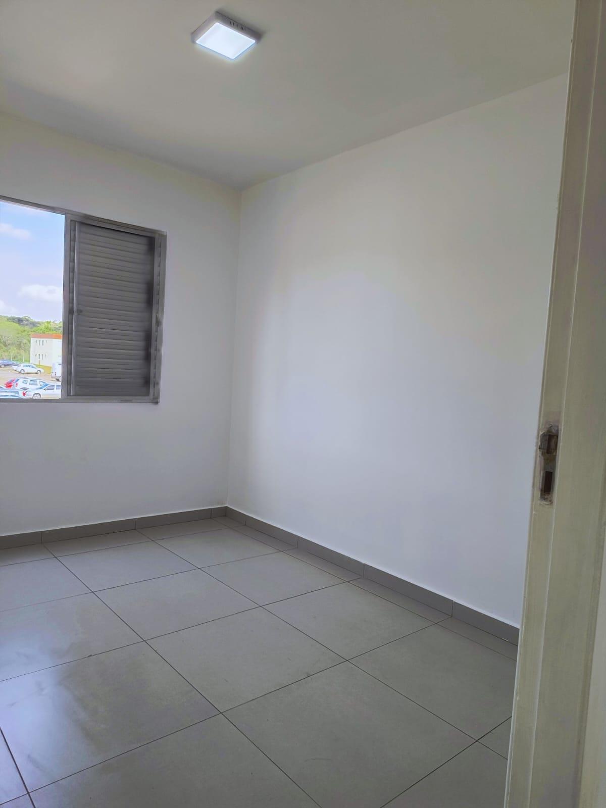 Apartamento Reformado à Venda na Fazenda Rio Grande | 2 Quarto...
