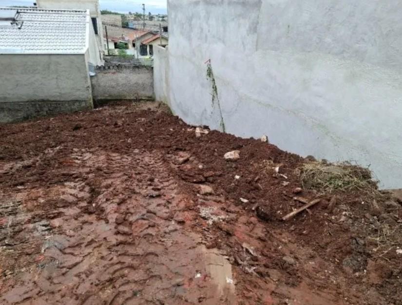 Terreno à venda,108.00 m , xaxim, CURITIBA - PR