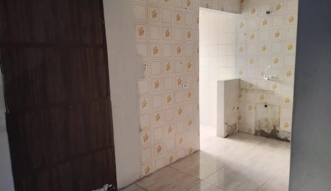 Apartamento com 2 dormitórios à venda,50.00 m , pinherinho, CU...