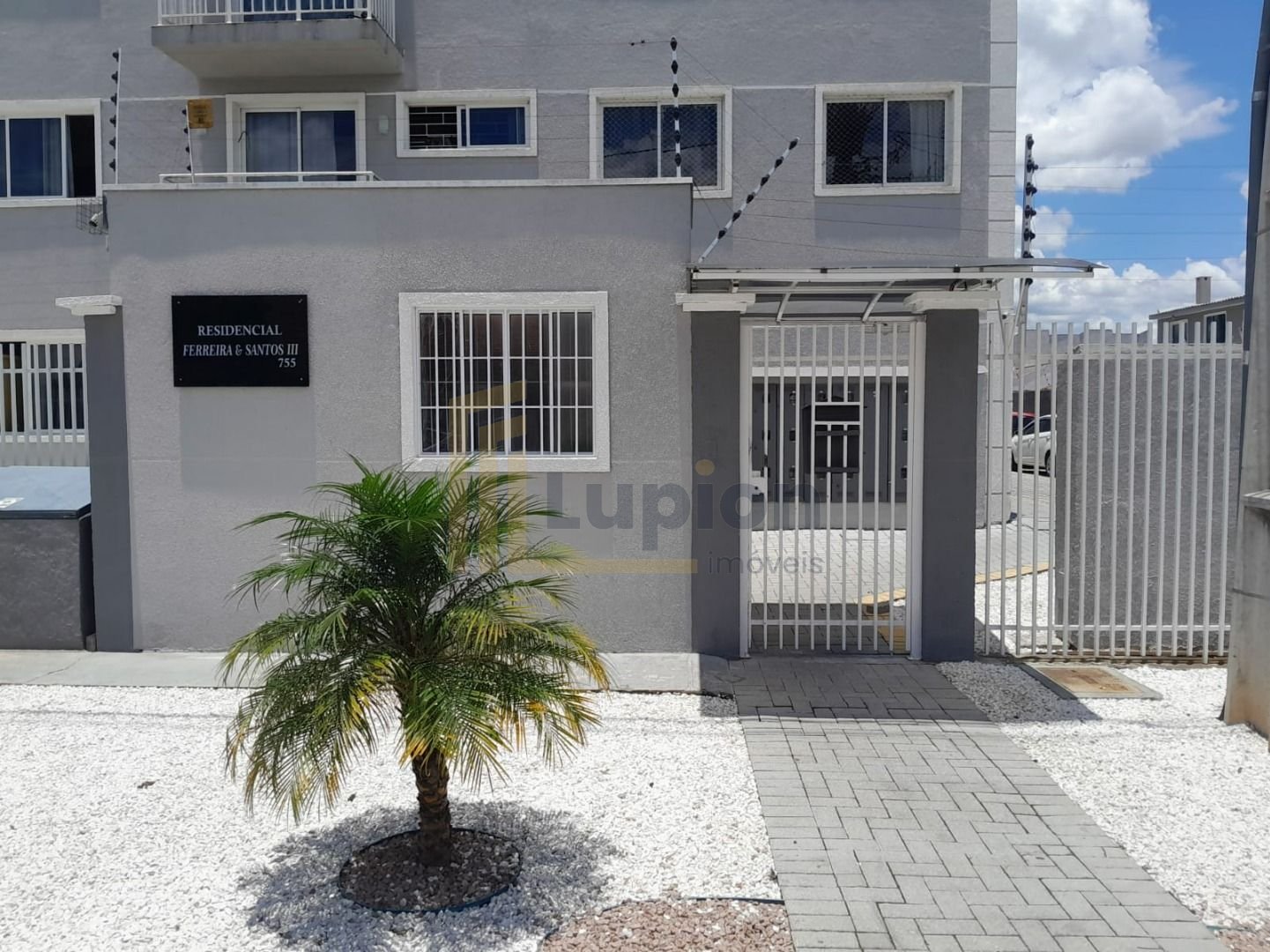 Apartamento com 2 dormitórios à venda, 54 m  por R  260.000,00...