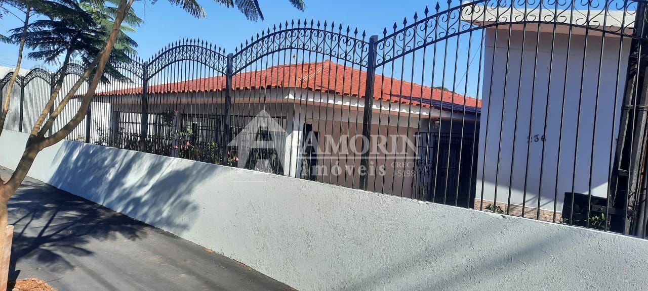 Casa com 2 dormitórios à venda, 170 m² por R$ 440.000,00 - Con...