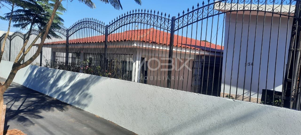 Casa com 2 dormitórios à venda, 170 m² por R$ 440.000,00 - Con...