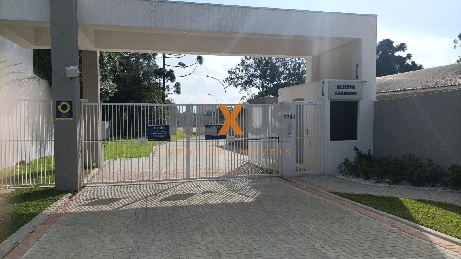 Terreno à venda, em Condomínio, no - Barreirinha - Curitiba PR
