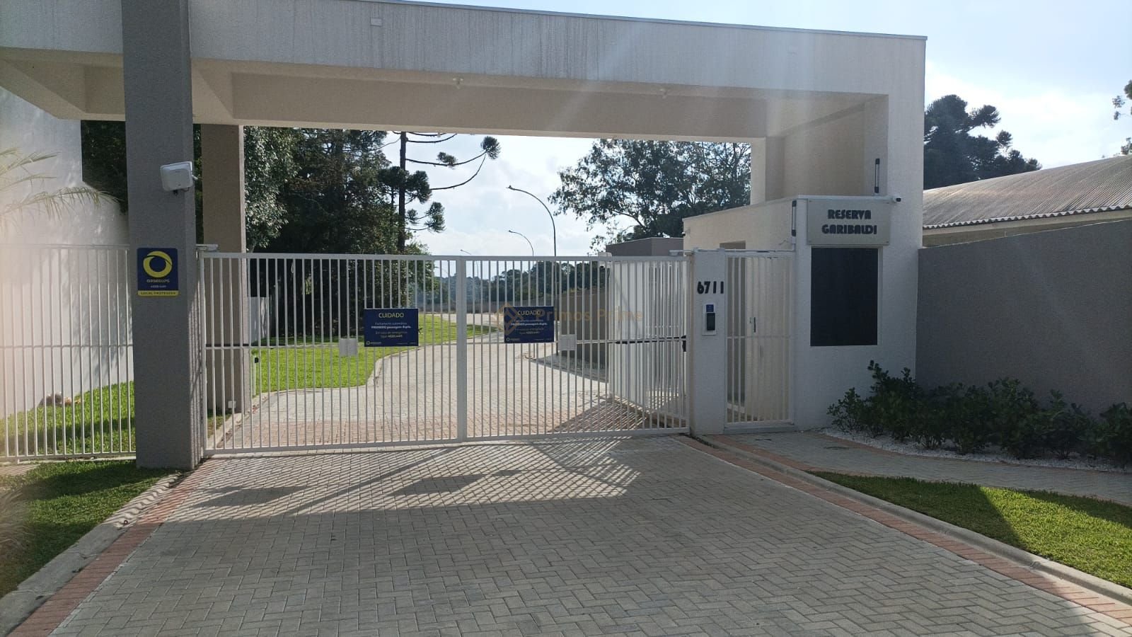 Terreno ? venda, em Condom?nio, no - Barreirinha - Curitiba PR