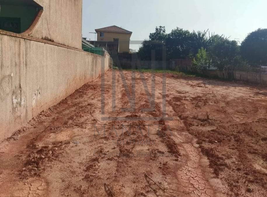 Terreno à venda, 770 m  por R  980.000,00 - Hauer - Curitiba PR