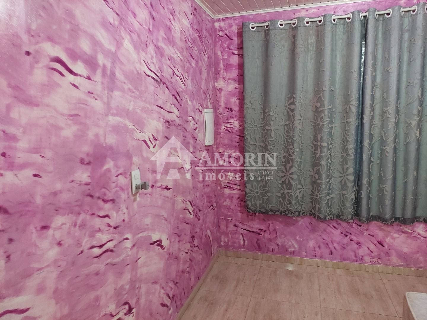 Casa com 2 dormitórios à venda, 236 m  por R  600.000 - Vila B...