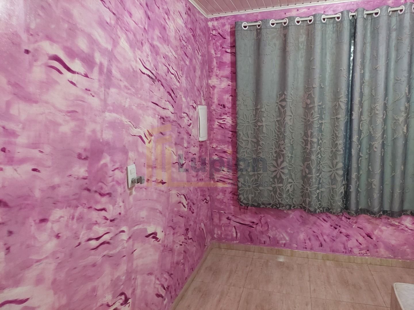 Casa com 2 dormitórios à venda, 236 m  por R  600.000 - Vila B...