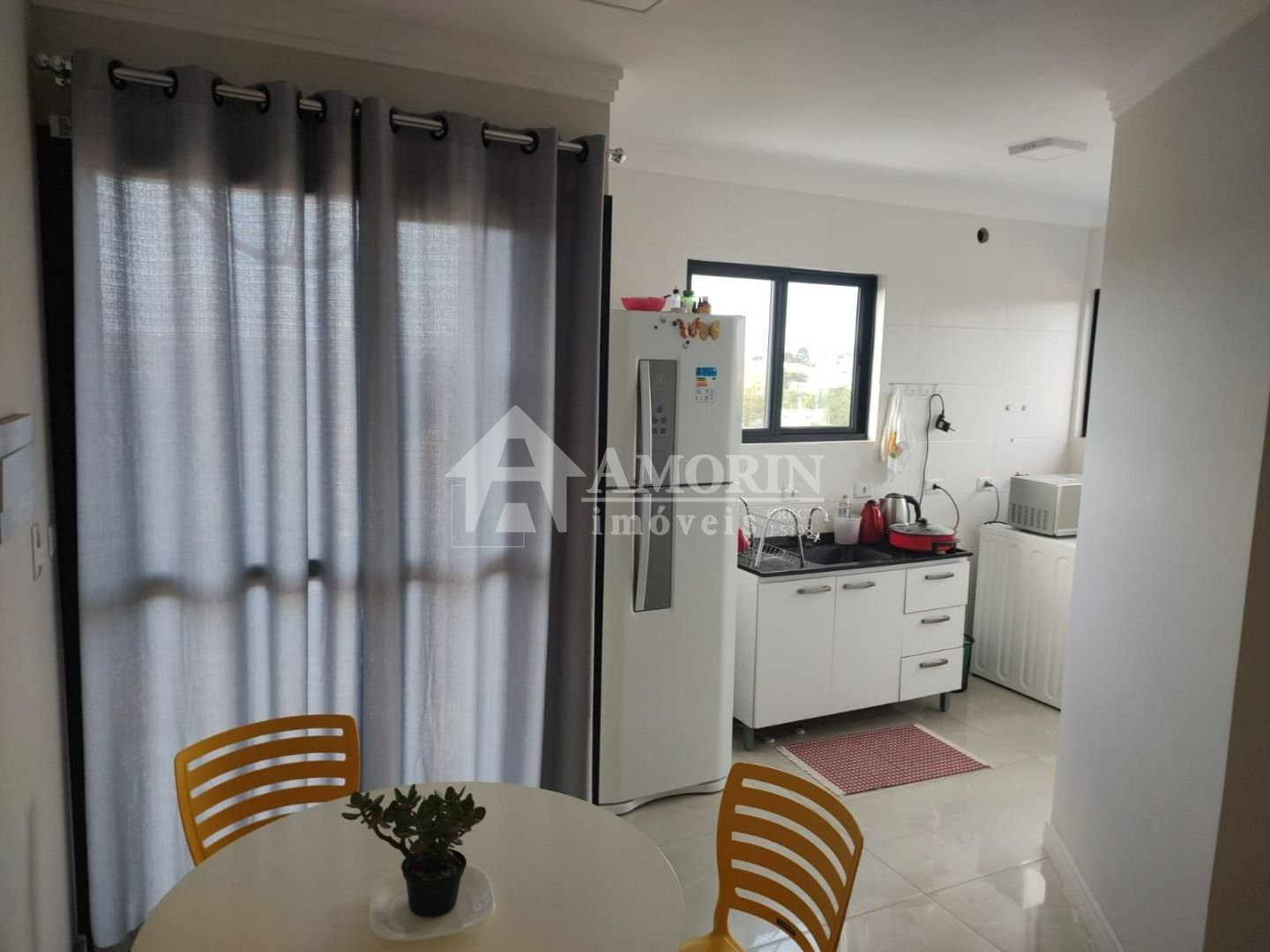 Apartamento com 2 dormitórios à venda, 55 m  por R  296.000,00...