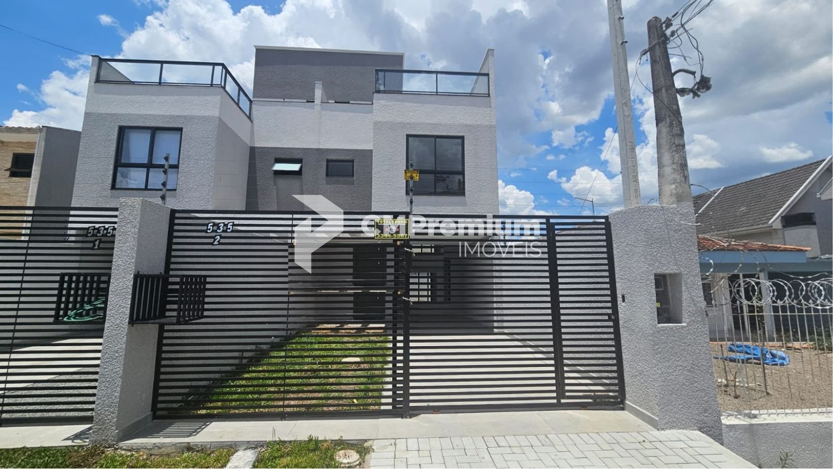 Sobrado com 3 suítes , 150 m  por R  930.000,00 - Boqueirão - ...