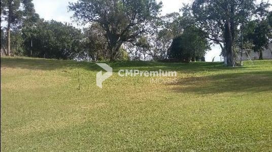 Terreno à Venda com Mina dÁgua e Potencial de Construção, Opo...