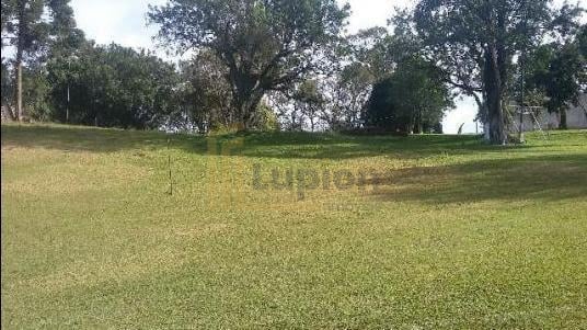 Terreno à Venda com Mina dÁgua e Potencial de Construção, Opo...