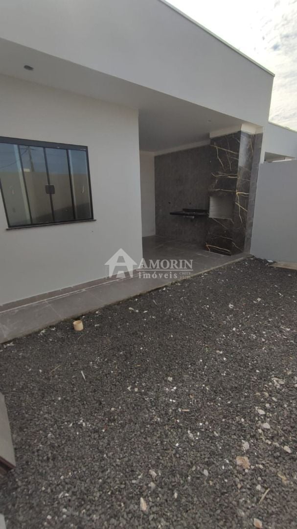 Casa com 3 dormitórios à venda, 82 m² por R$ 350.000,00 - Giar...