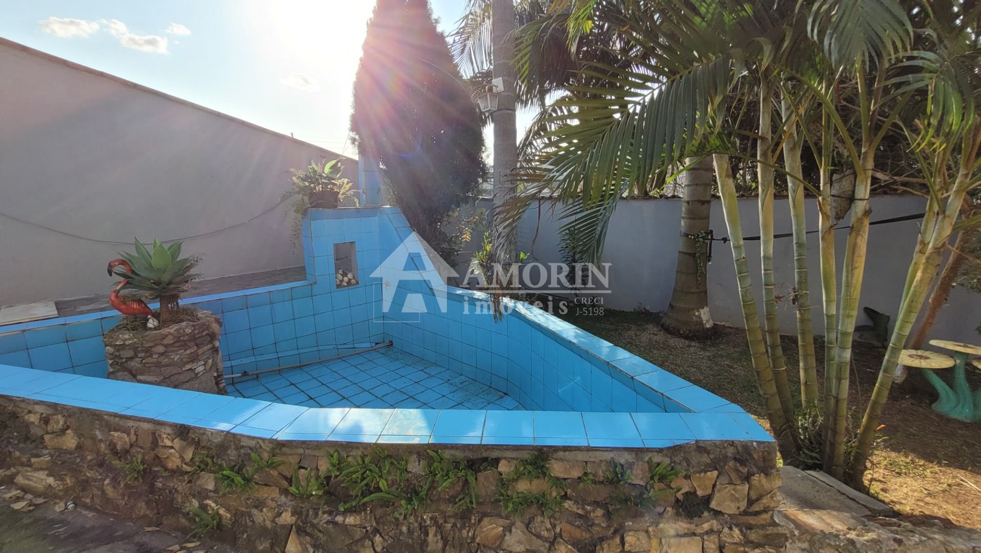 Casa ampla, ensolarada e com quintal no Portão, 4 quartos, sac...