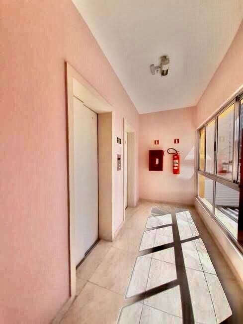 Excelente Conjunto Comercial à Venda no Centro de Curitiba  48...