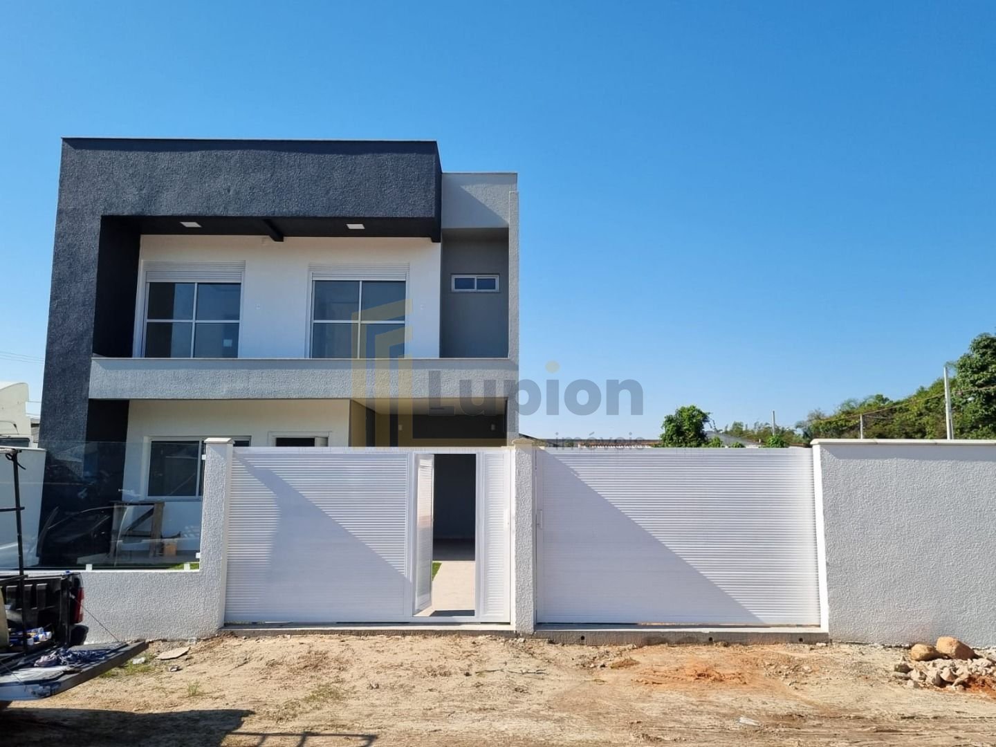 Sobrado com 3 dormitórios à venda, 227 m  por R  1.200.000,00 ...
