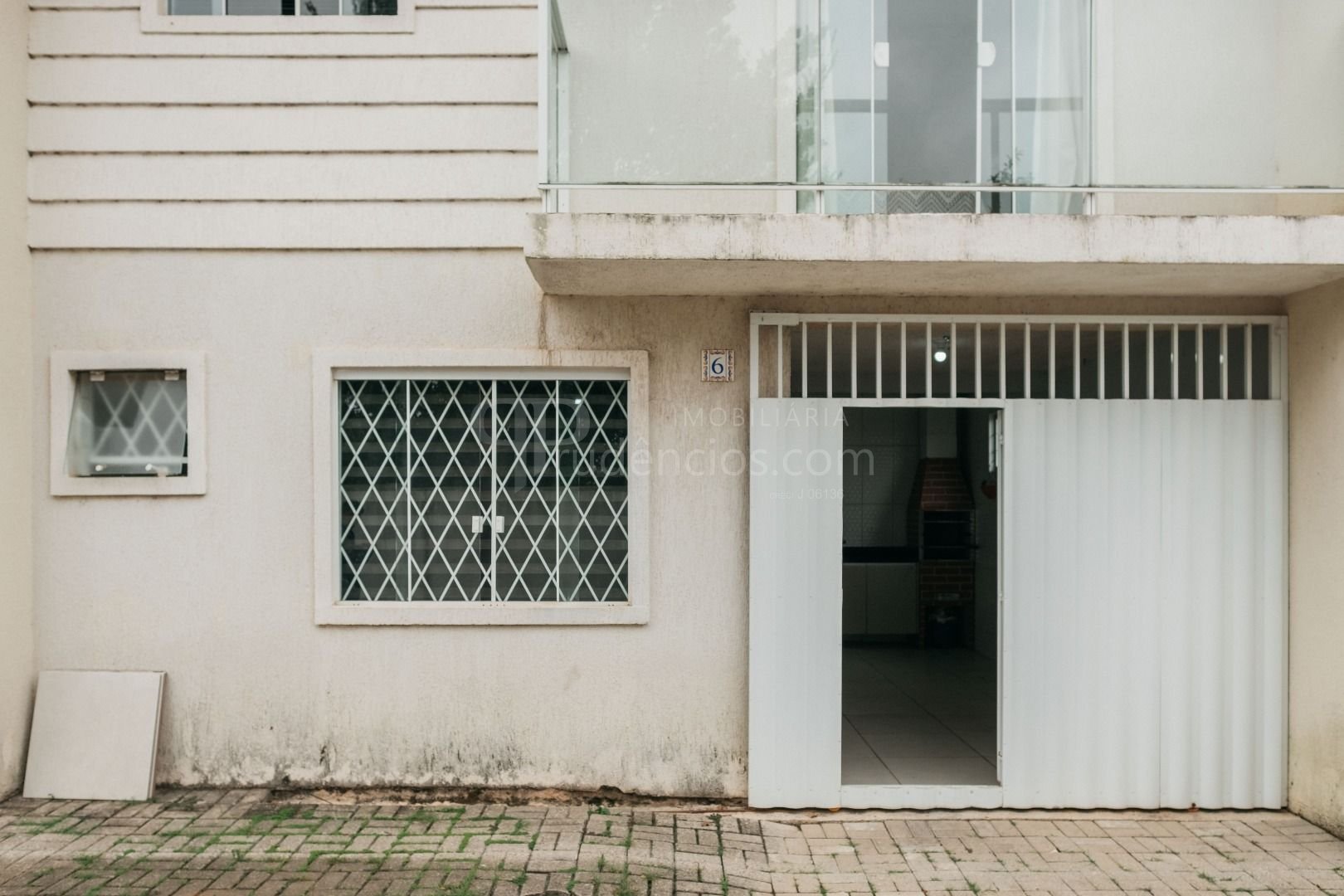 Sobrado Exclusivo em Fazenda Rio Grande  Última Unidade com 3 ...