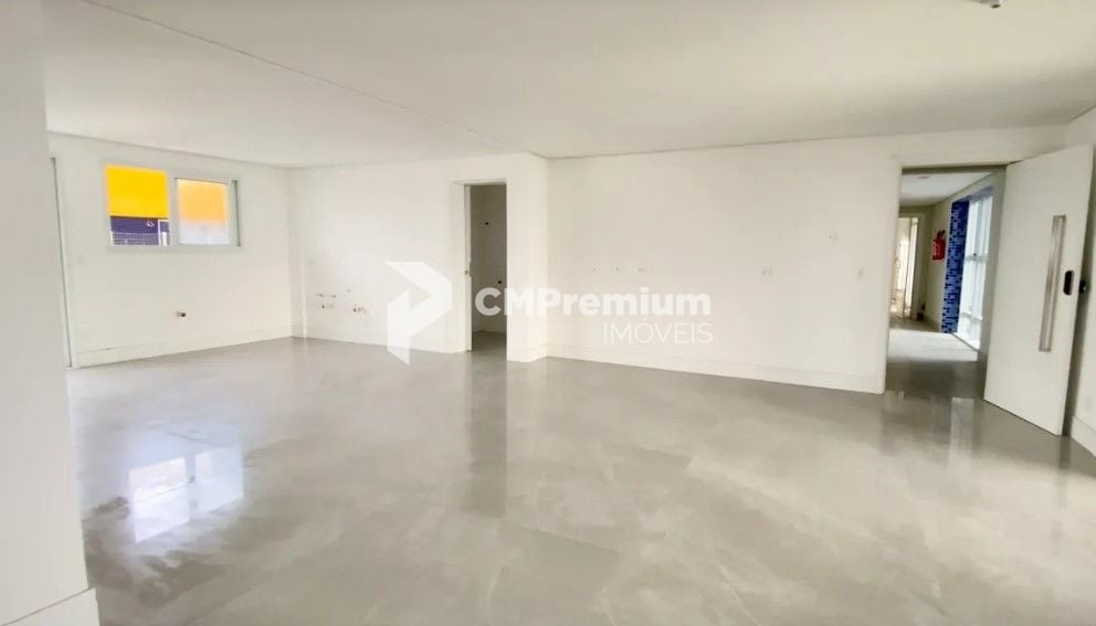 Apartamento com 3 dormitórios à venda, 200 m  por R  2.400.000...