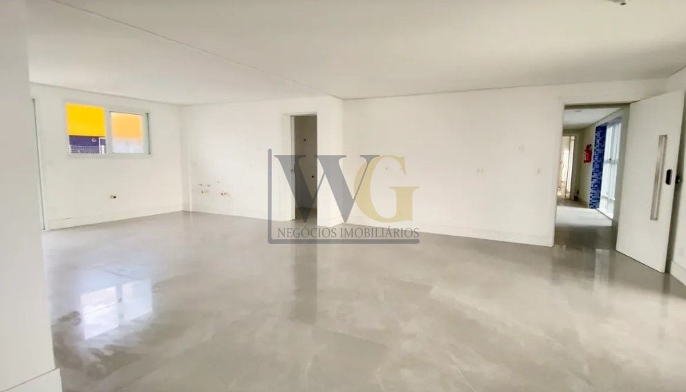 Apartamento com 3 dormitórios à venda, 200 m  por R  2.400.000...