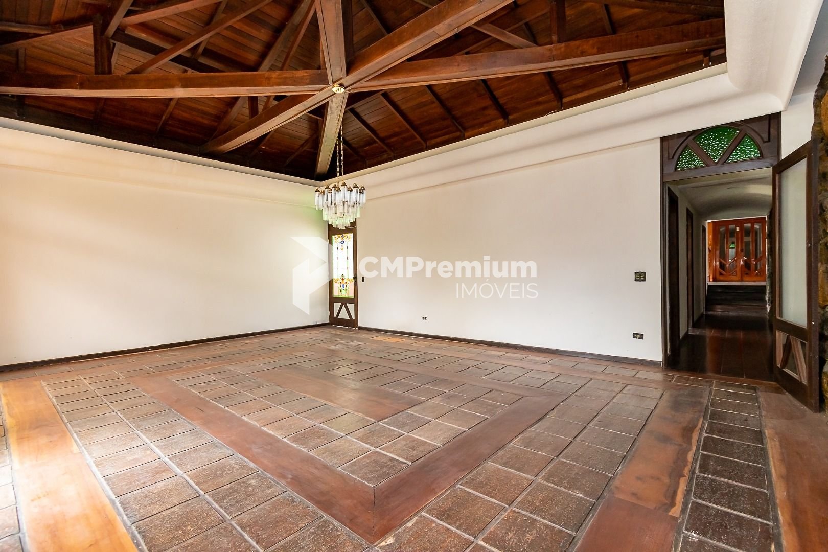 Casa com 5 dormitórios à venda, 1200 m  por R  2.590.000,00 - ...