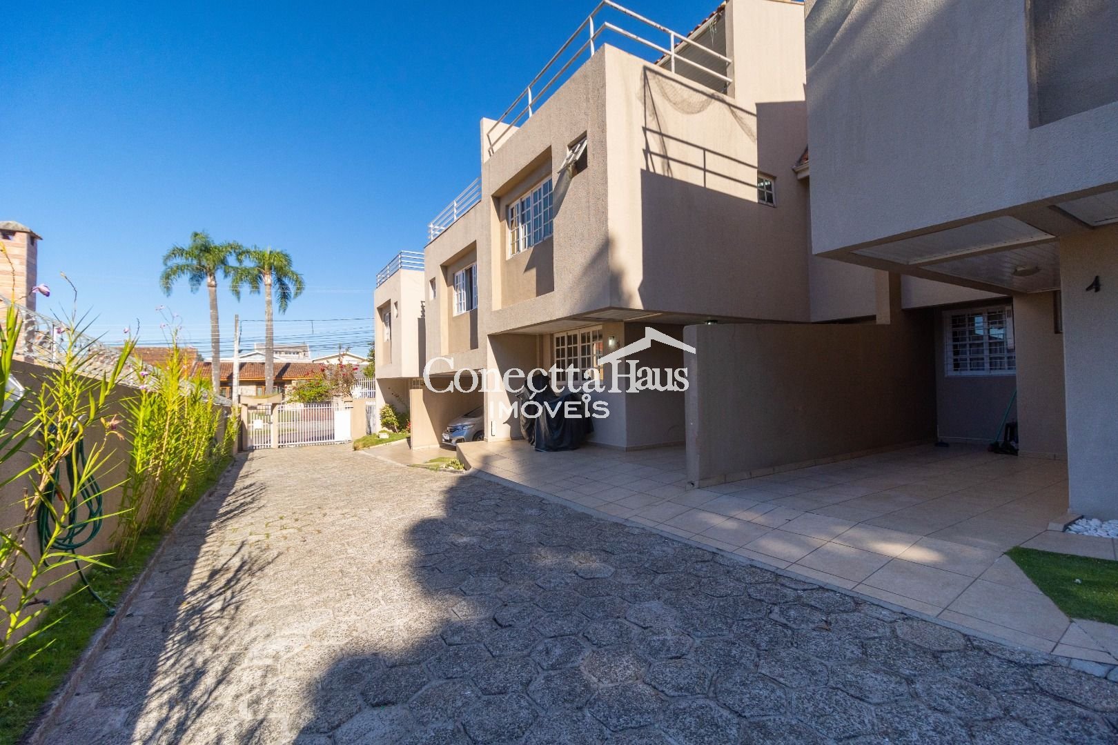 Sobrado com 3 dormitórios à venda, 129 m  por R  665.000,00 - ...