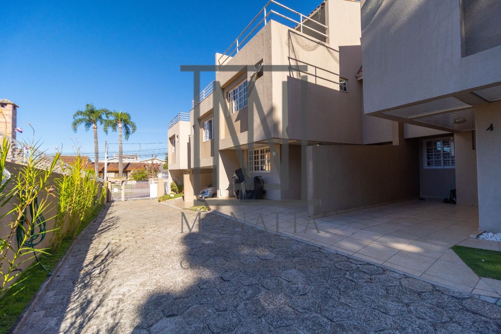Sobrado com 3 dormitórios à venda, 129 m  por R  665.000,00 - ...