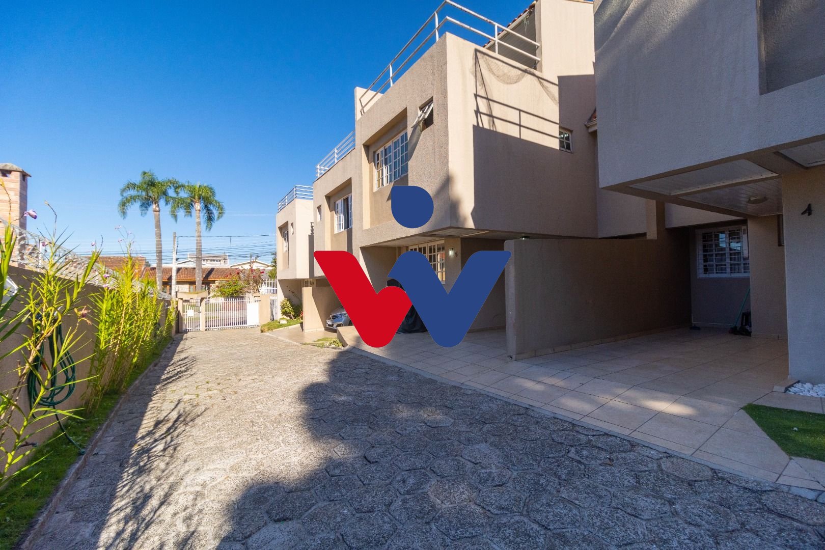Sobrado com 3 dormitórios à venda, 129 m  por R  665.000,00 - ...