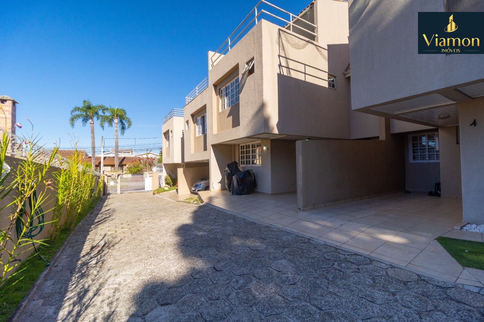 Sobrado com 3 dormitórios à venda, 129 m  por R  665.000,00 - ...