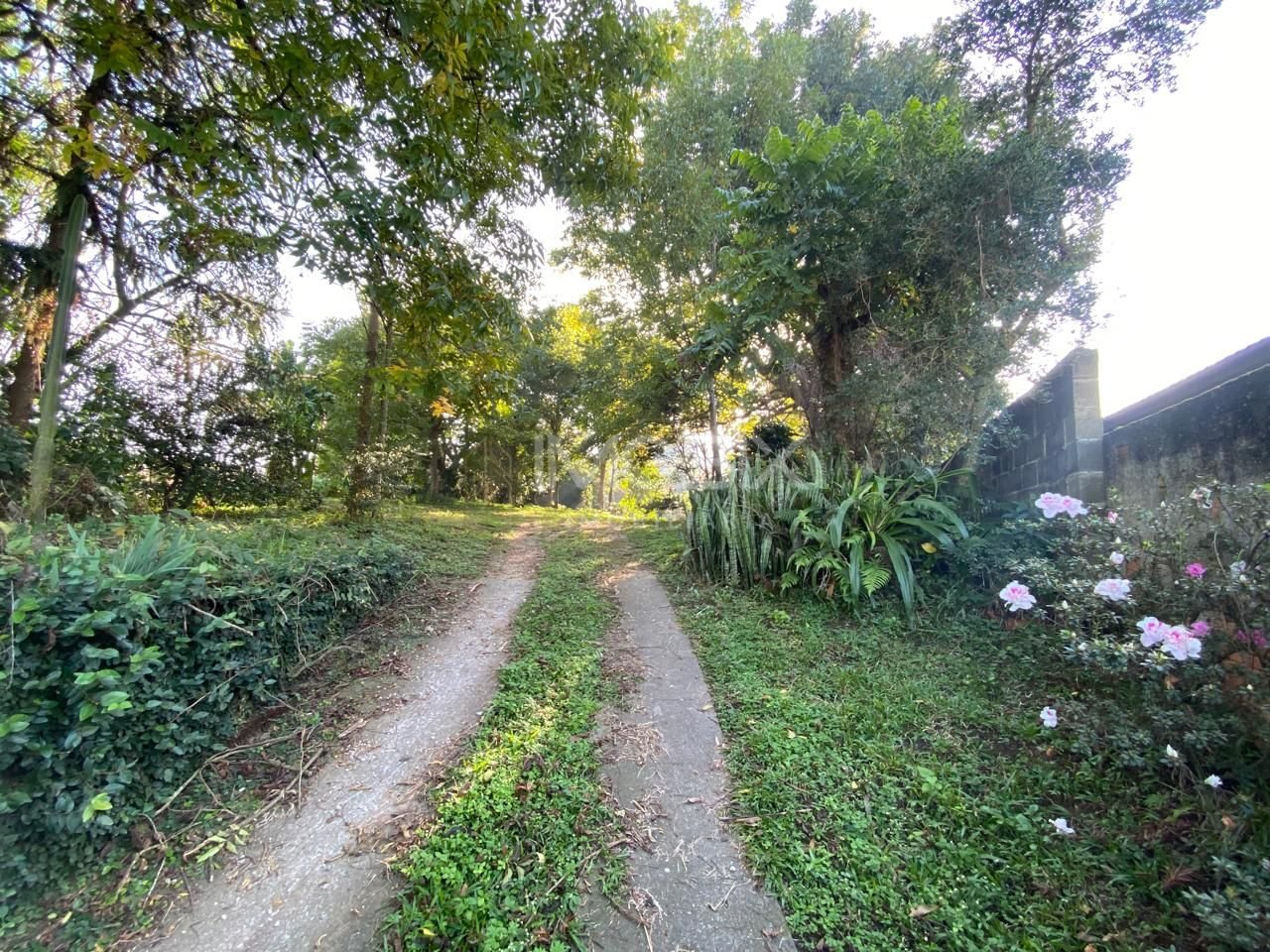 Terreno com 763m  no Portão, Ideal para Condomínio ou Moradia,...