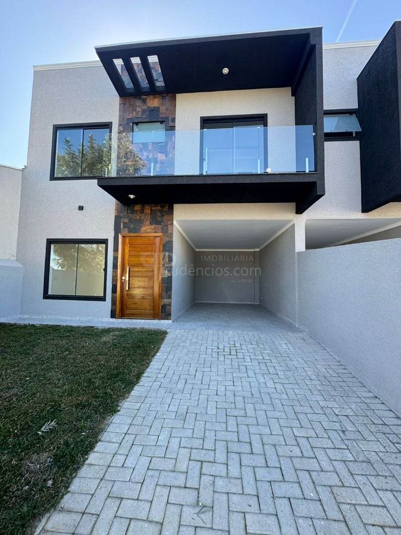 Lindo Sobrado 120m  em Araucária  3 Quartos e Suíte