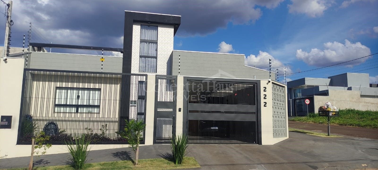 Casa com 3 dormitórios à venda, 170 m² por R$ 1.200.000,00 - J...