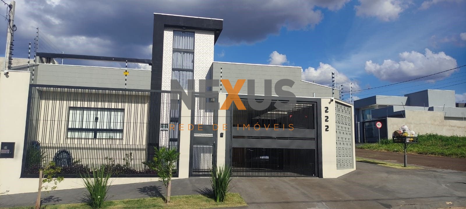 Casa com 3 dormitórios à venda, 170 m² por R$ 1.200.000,00 - J...