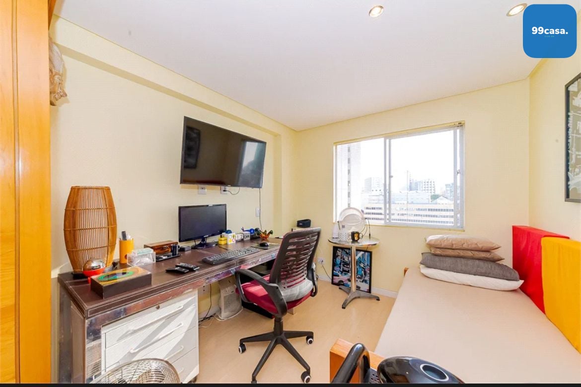 Viva no Centro de Curitiba, Apartamento Mobiliado e Pronto par...