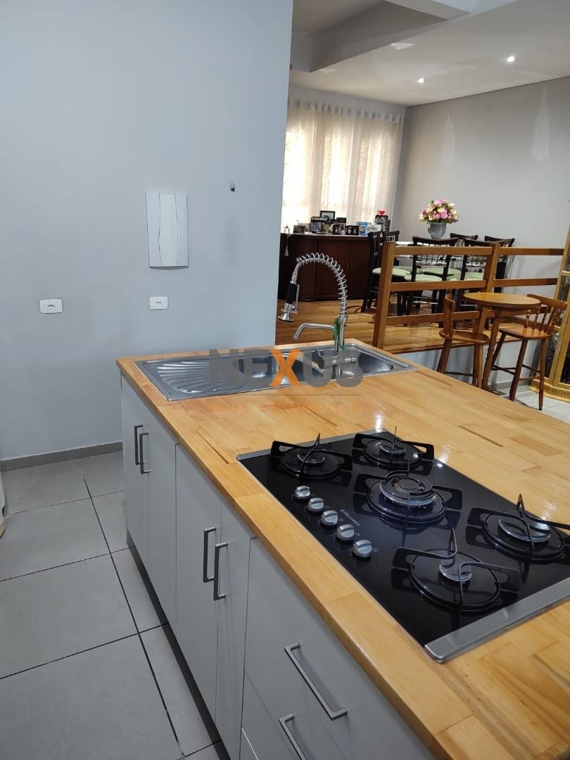 Sobrado com 3 dormitórios à venda, 240 m  por R  798.000,00 - ...