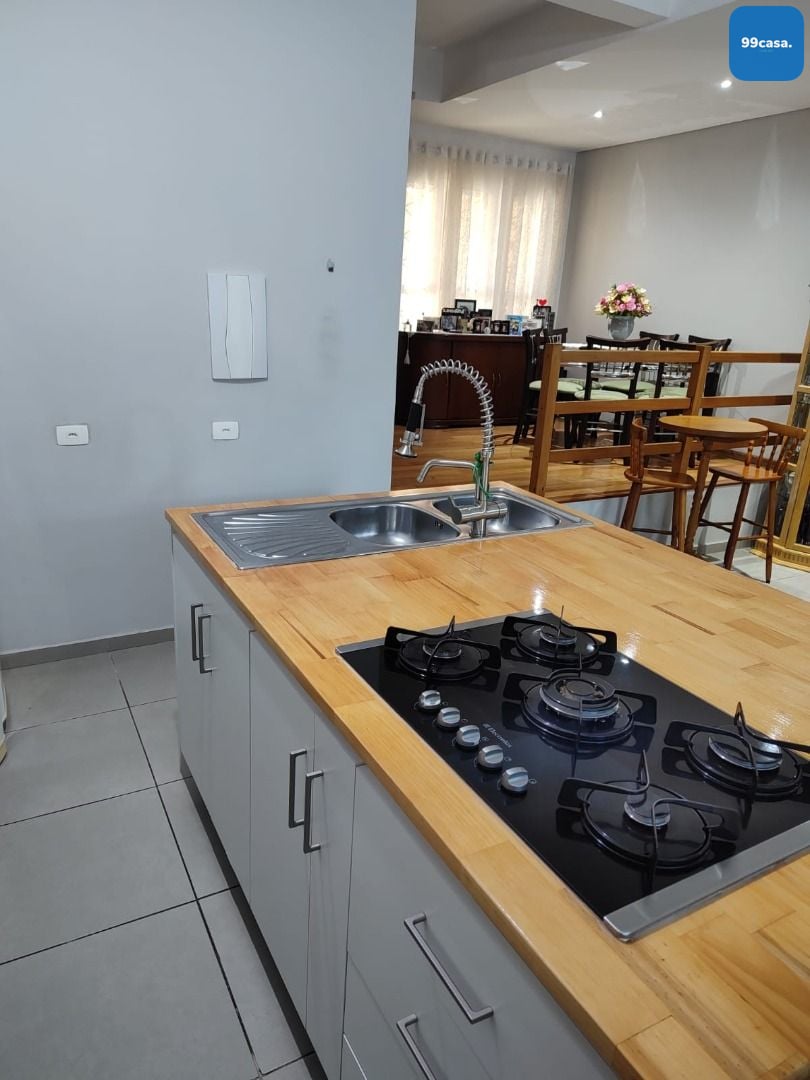 Triplex Moderno de 240m  com 4 Quartos, Ático e Churrasqueira ...