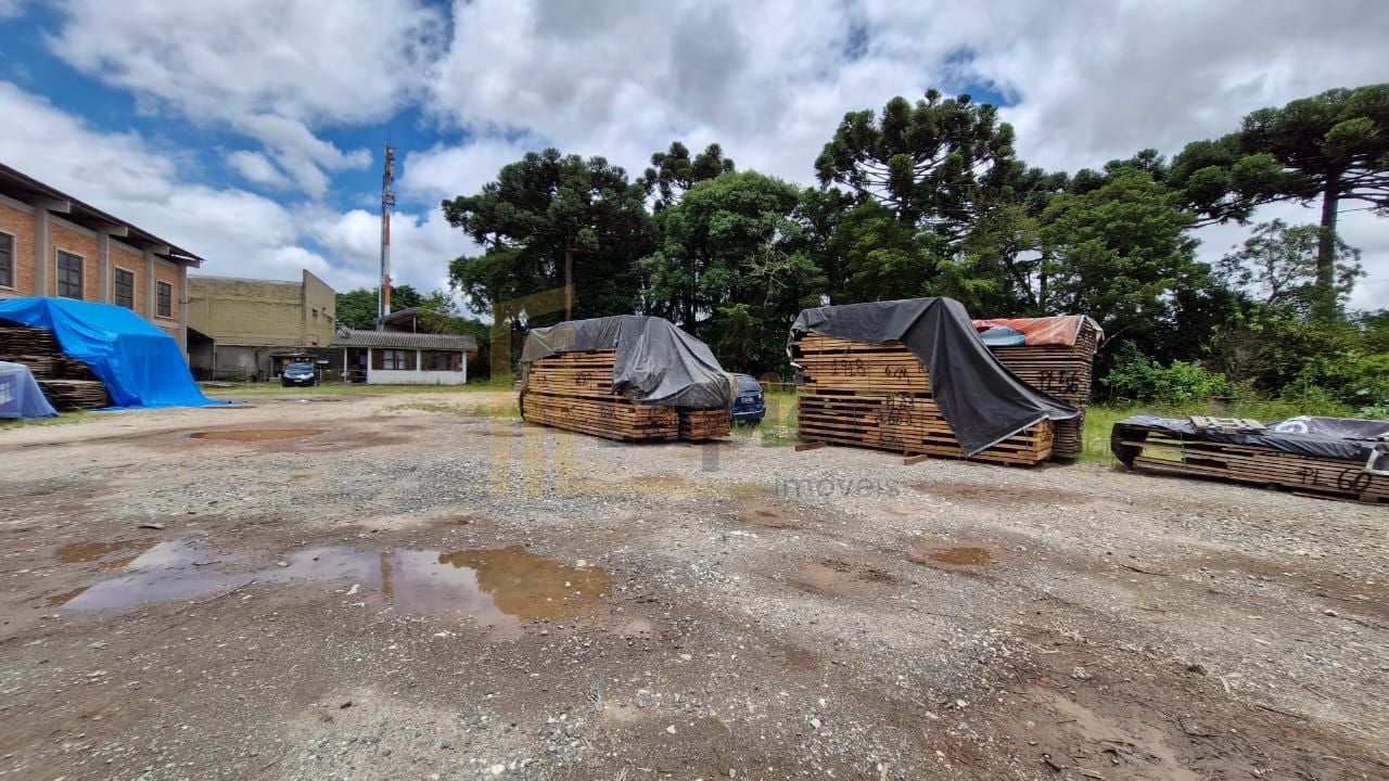 Barracão na Cidade Industrial com 1.075m , Pátio Amplo e Escri...