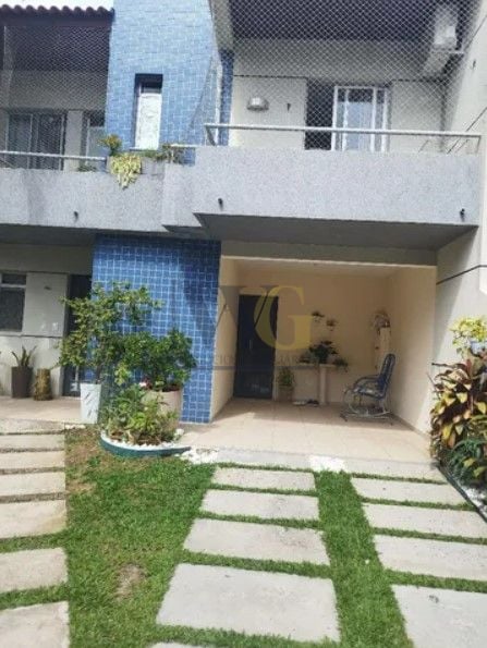 Sobrado com 3 dormitórios à venda, 168 m  por R  720.000,00 - ...