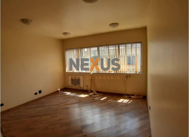 Sala à venda, 45 m  por R  155.000,00 - Centro - Curitiba PR