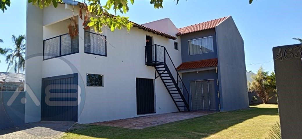 Casa com 2 dormitórios à venda, 90 m  por R  340.000,00 - Cond...