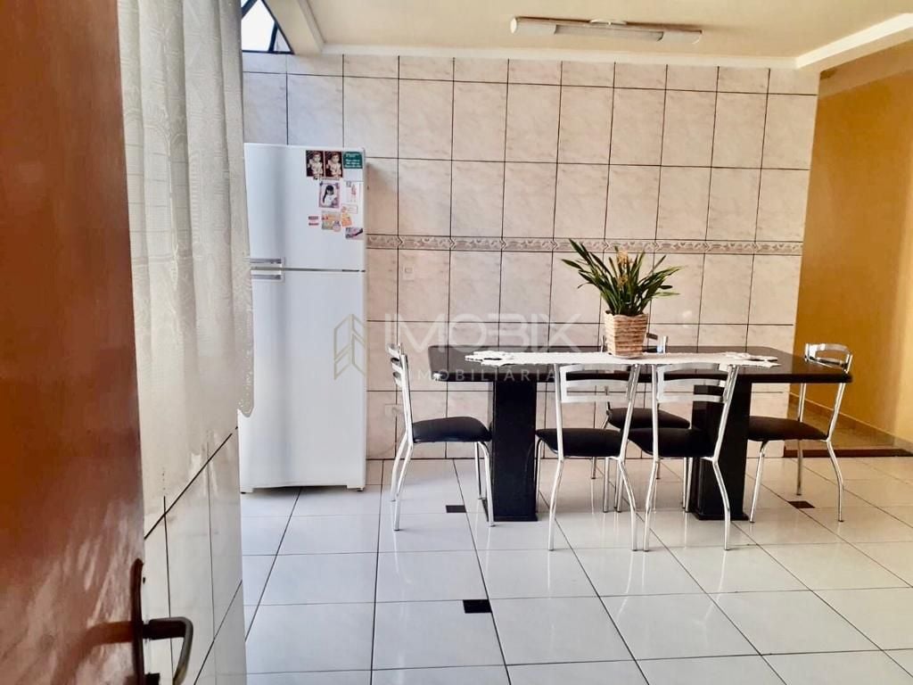 Sobrado com 7 dormitórios à venda, 387 m  por R  1.100.000,00 ...